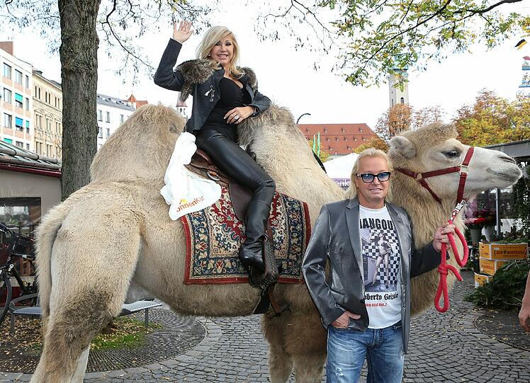 Robert und Carmen Geiss auf dem Vitktualienmarkt in München: Die Bilder