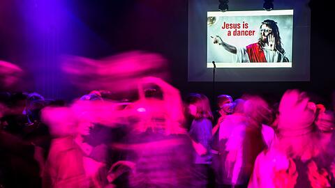 Wie 2023 in Stuttgart sind auch in diesem Jahr wieder Protest-Tanzevents geplant.(Symbolbild).