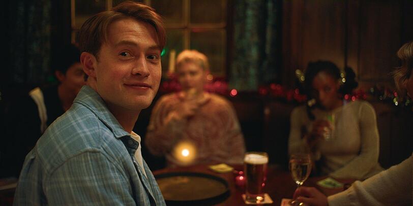 Für Nick (Kit Connor) beginnt das letzte Schuljahr - er wird nach dem Abschluss an eine Universität gehen. Für Nick (Kit Connor) beginnt das letzte Schuljahr - er wird nach dem Abschluss an eine Universität gehen.