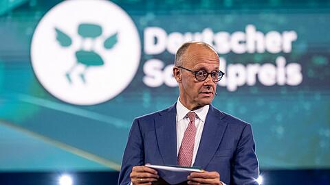 Bundeskanzler Friedrich Merz (CDU) hatte f&uuml;r eine Kraftanstrengung in der Bildungspolitik geworben. Zuletzt w&uuml;rdigte er die Lehrkr&auml;fte im Land bei der Verleihung des deutschen Schulpreises als "wichtigstes Berufsgruppe" des Landes. (Archivbild)