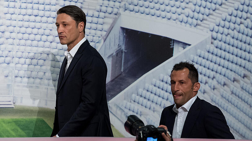 Am Montag wurden Trainer Niko Kovac und Serge Gnabry offiziell vorgestellt. Klicken Sie sich durch die Bilder.