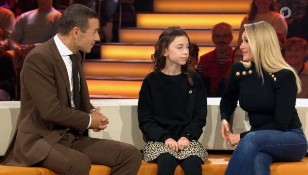 Helene Fischer sprach in der ARD-Show "Klein gegen Groß" unter anderem über ihr privates Familienglück. Helene Fischer sprach in der ARD-Show "Klein gegen Groß" unter anderem über ihr privates Familienglück.