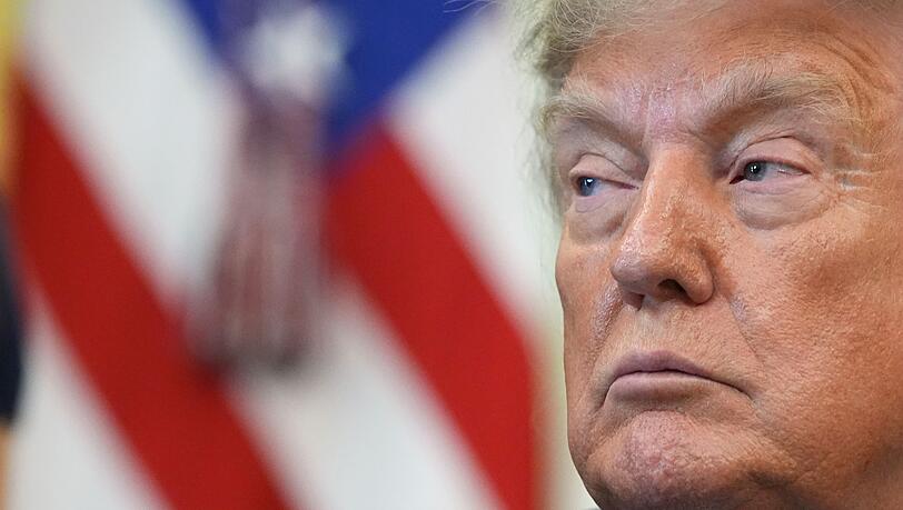US-Präsident Trump verlangt Entschädigung vom Iran. US-Präsident Trump verlangt Entschädigung vom Iran.
