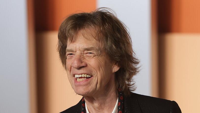 Mick Jagger ist nun 82 Jahre alt.