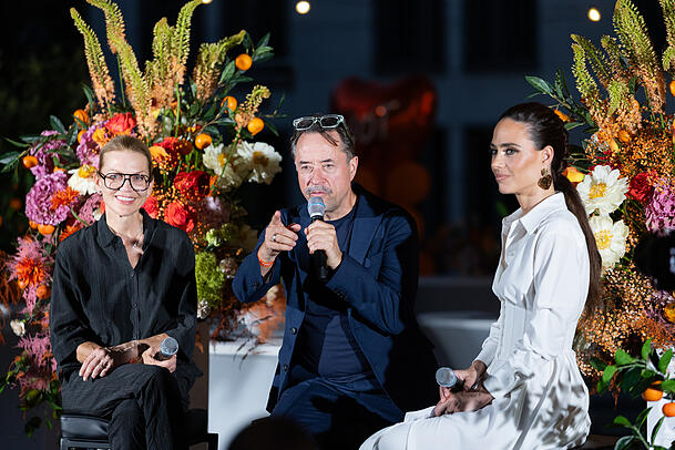 Anna Loos und Jan Josef Liefers sprachen mit Franca Lehfeldt &uuml;ber Bildung und ihre beiden T&ouml;chter.
