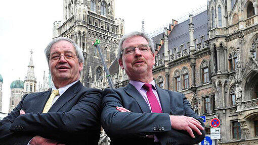 Jahrelang Streithansl, seit 2014 Fraktionsführer in der schwarz-roten Rathauskoalition: Hans Podiuk (CSU) mit Alexander Reissl (SPD, r.).