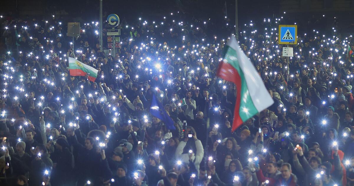Tausende-demonstrieren-in-Bulgarien-f-r-faire-Neuwahl