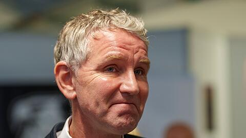Darf vorerst nur auf einer von zwei Hallenb&uuml;hnen in Bayern reden: Th&uuml;ringens AfD-Landtagsfraktionschef Bj&ouml;rn H&ouml;cke. (Archivbild)