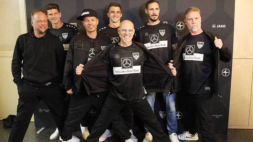 Durch und durch Stuttgarter: Die Fanta 4 haben nicht nur ein Trikot für den VfB entworfen, sondern sollen im "Wohnzimmer" des Vereins auch angeblich gleich noch ihre erste Stadiontour starten