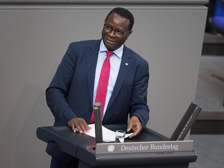 Karamba Diaby (SPD) im Bundestag.