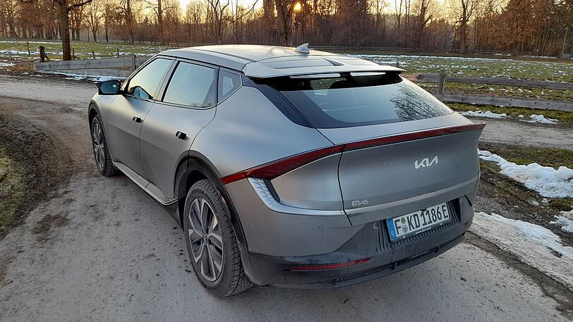 Gelungene Proportionen: Auch die Heckpartie des Kia EV6 weiß optisch zu überzeugen.