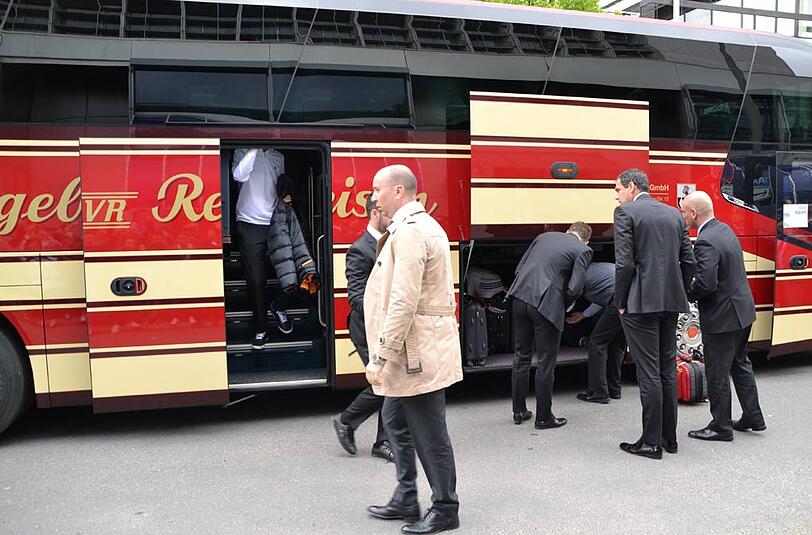 Ankunft von Real Madrid vor dem Hotel "Hilton" in München - die Bilder.