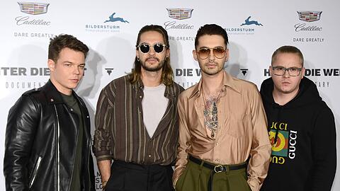 Tom Kaulitz (2. v. l.) hat das Interesse an Tokio-Hotel-Schlagzeuger Gustav Schäfer (r.) verloren – zumindest in einer Hinsicht.