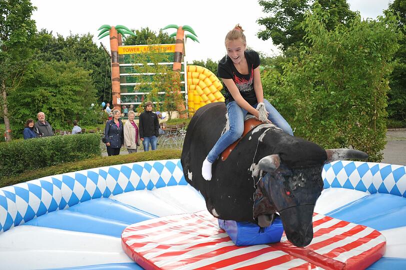 Einmal auf einem Bullen reiten!