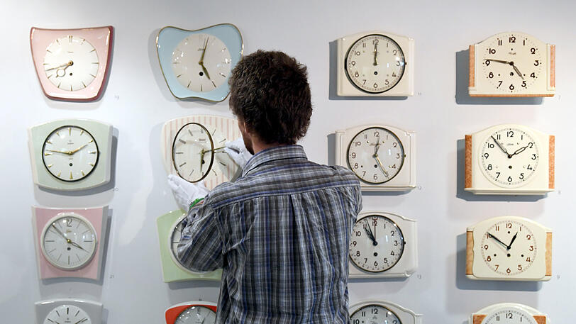 In der Nacht von Samstag auf Sonntag wird die Uhr wieder einmal eine Stunde zurückgestellt.