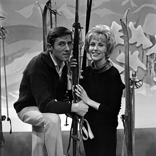 In der TV-Show &bdquo;Musik für Millionen&ldquo; in der 60ern: Bibi Johns und Udo Jürgens (&dagger; 2014).