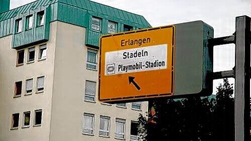 Wo bitte geht's zur Trolli ARENA? Ganz einfach - immer der Beschilderung "Playmobil-stadion" folgen. Wo bitte geht's zur Trolli ARENA? Ganz einfach - immer der Beschilderung "Playmobil-stadion" folgen.