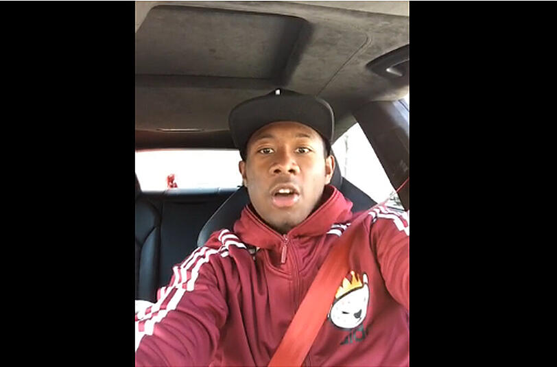 Lässig wie immer: Per Video wünscht David Alaba seinen Mitspielern alles Gute für das Match gegen den FC Porto.
