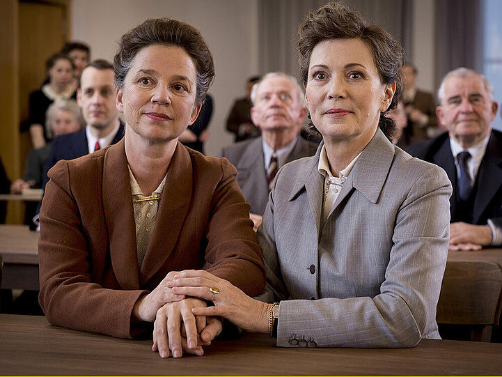 Iris Berben (re.) als Elisabeth Selbert in "Sternstunde ihres Lebens"