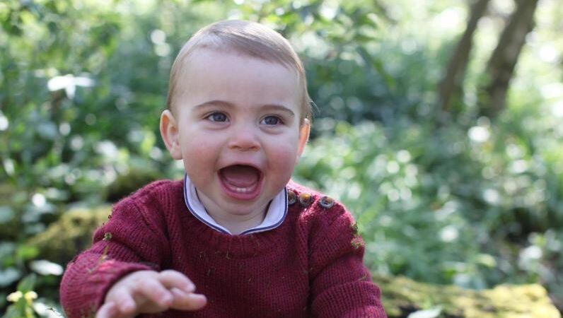 Temperamentvoll: Prinz Louis Anfang April 2019 auf dem Landwohnsitz in der Grafschaft Norfolk - aufgenommen von seiner Mutter Kate. Temperamentvoll: Prinz Louis Anfang April 2019 auf dem Landwohnsitz in der Grafschaft Norfolk - aufgenommen von seiner Mutter Kate.