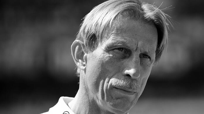Der frühere Bundesliga-Trainer Christoph Daum ist nach einer Krebserkrankung gestorben.