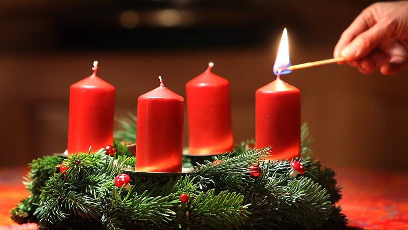 Am 10. Dezember wird im ASZ Au Advent gefeiert. Am 10. Dezember wird im ASZ Au Advent gefeiert.
