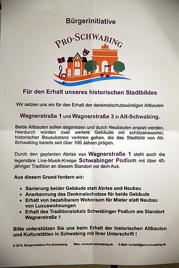 Eingeladen haben die Hausbewohner vor allem ihre Nachbarn.