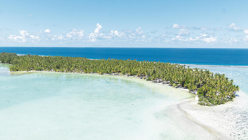 Die Insel Motu Rauoro gehört zu Französisch-Polynesien und kostet13 Millionen Euro (für 80 900 Quadratmeter Platz). Die Insel Motu Rauoro gehört zu Französisch-Polynesien und kostet13 Millionen Euro (für 80 900 Quadratmeter Platz).