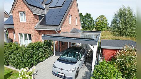 Mit Photovoltaikanlage und E-Auto l&auml;sst sich im Eigenheim besonders effektiv sparen.