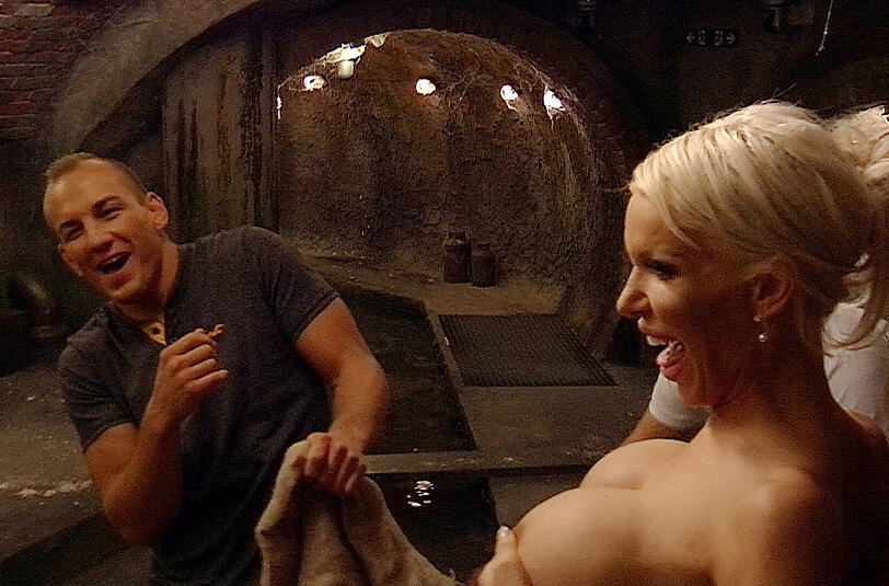 Die Bilder vom ersten Tag der aktuellen "Promi Big Brother"-Staffel.