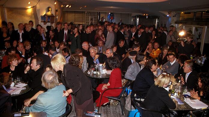 Gäste im Nachtcafé in den 90ern. Hier wurde Kristin Harder zuletzt gesehen.