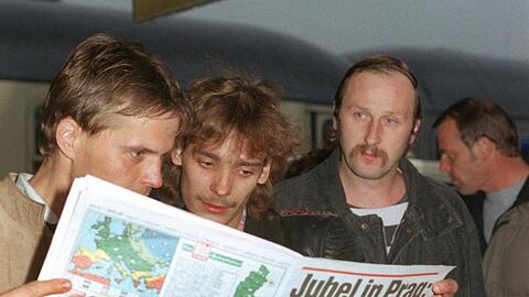 Landtag würdigt die Rolle der Stadt Hof im Herbst 1989. . Foto: Martina Hellmann/dpa