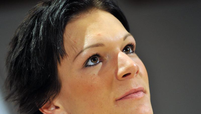 Ist Eishockey-Fan: Slalom-Weltmeisterin Maria Riesch, die beim EHC München zu Gast war. Ist Eishockey-Fan: Slalom-Weltmeisterin Maria Riesch, die beim EHC München zu Gast war.