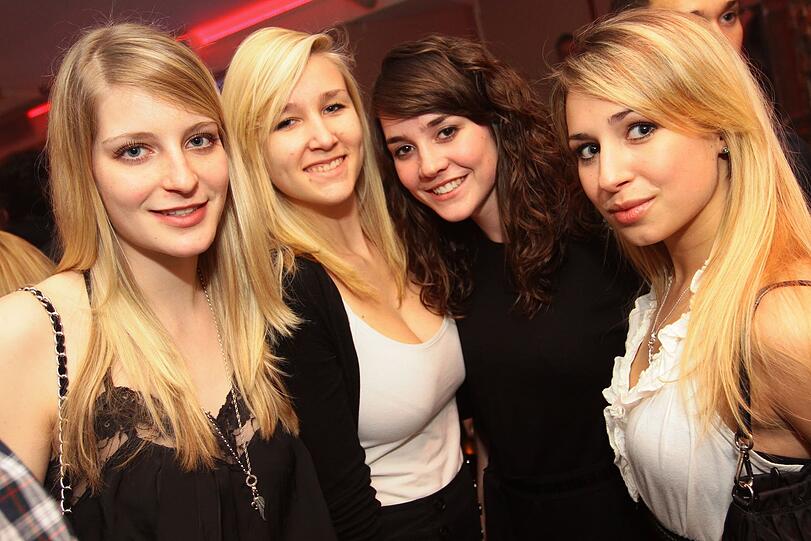 Party-Pics der Woche: "Helden der Nacht" im mach1