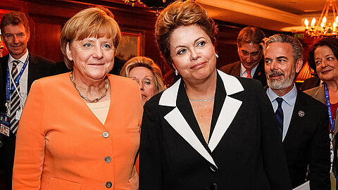 Bundeskanzlerin Angela Merkel und die brasilianische Präsidentin Dilma Rousseff bei einem Treffen im Januar 2013.