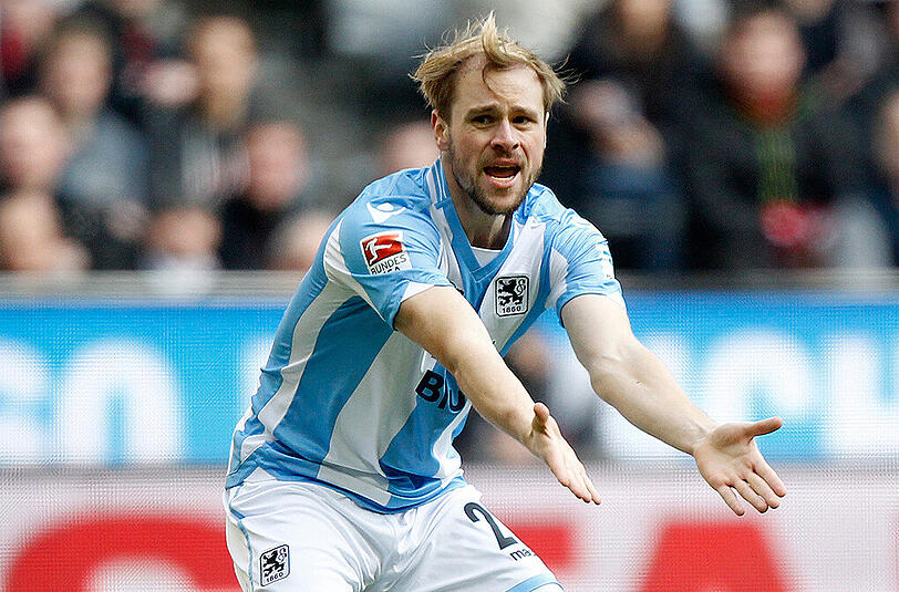 Maxi Beister: Ein Spieler mit Bundesliga-Niveau, aber nach langer Verletzung gehemmt. Eine Enttäuschung. Note 5