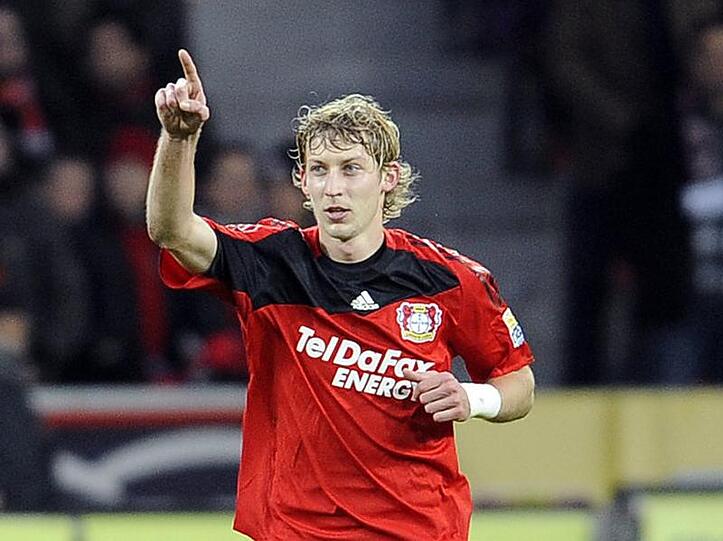 Der Leverkusener Stefan Kießling jubelt nach seinem Treffer zum 1:0 gegen Stuttgart.