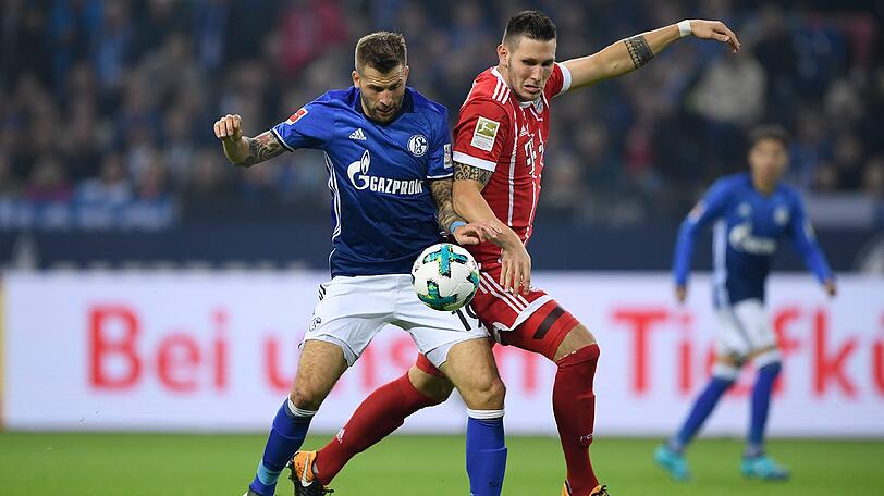NIKLAS SÜLE - NOTE 3: Überraschend in der Startelf, da neben Boateng auch Hummels geschont wurde. Ging meist bei seinen Pässen auf Nummer sicher, meist quer.