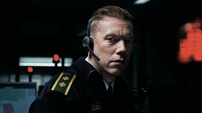 Jakob Cedergren trägt den Film völlig allein.