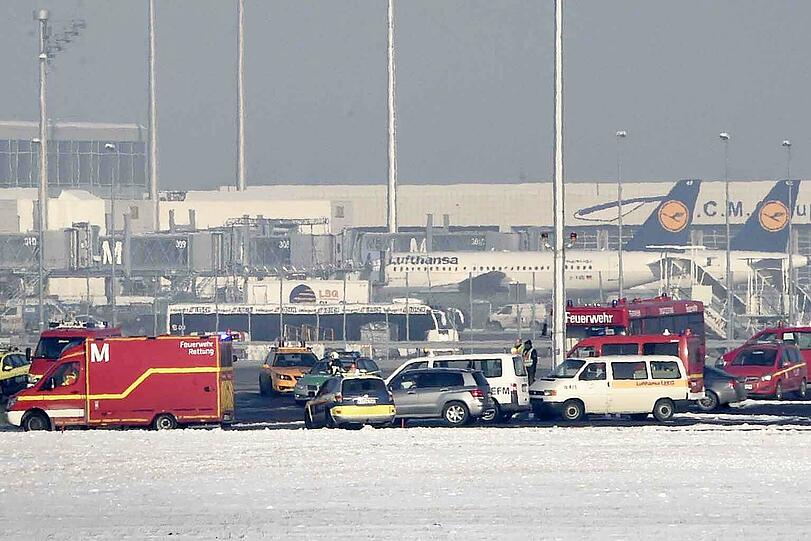 Am Mittwoch kollidierte am Münchner Flughafen ein Airbus mit zwei Enteisungsfahrzeugen. Es entstand ein hoher Sachschaden.