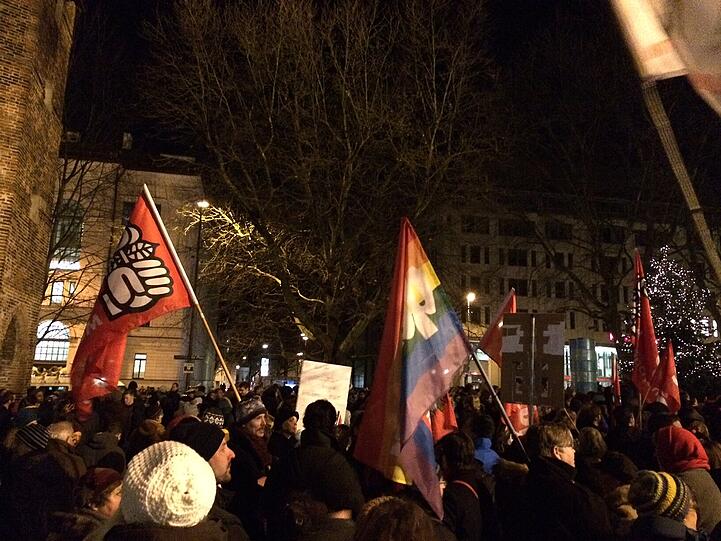 Weitere Bilder von der Demonstration.
