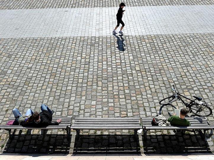 Schönes Wetter in Berlin. Die Meteorologen sagen ein sonniges Wochenende voraus.