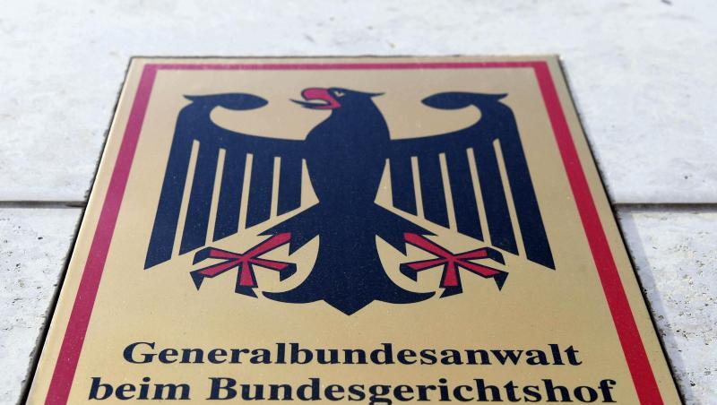Im Jahr 2015 hatte der Generalbundesanwalt 108 Verfahren gegen Verdächtige aus dem islamistischen Milieu eingeleitet. In diesem Jahr waren es bereits 855 Verfahren. Im Jahr 2015 hatte der Generalbundesanwalt 108 Verfahren gegen Verdächtige aus dem islamistischen Milieu eingeleitet. In diesem Jahr waren es bereits 855 Verfahren.