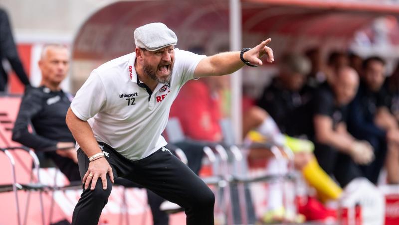 Kölns Trainer Steffen Baumgart trieb seine Mannschaft zum späten Sieg gegen den VfL Bochum.