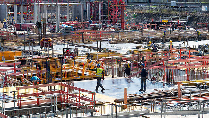 Die Arbeitslosenzahl ist im März in Bayern weiter gesunken. Die Arbeitslosenzahl ist im März in Bayern weiter gesunken.