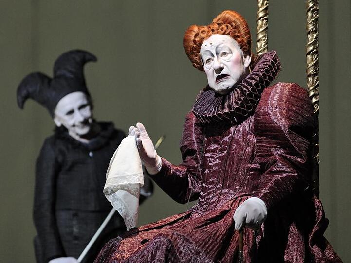 Jürgen Holtz und Ruth Glöss (l) 2009 im Berliner Ensemble in dem Stück "Shakespeares Sonette".