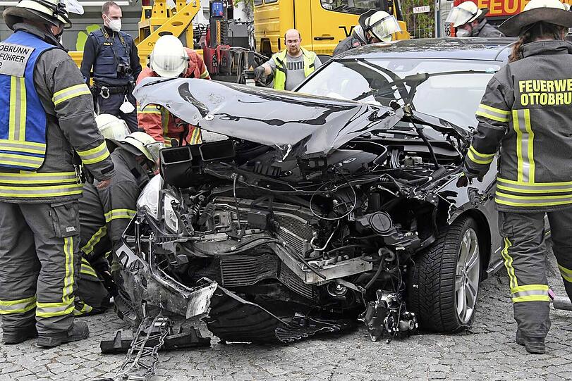 Weitere Bilder vom Unfall in Ottobrunn.