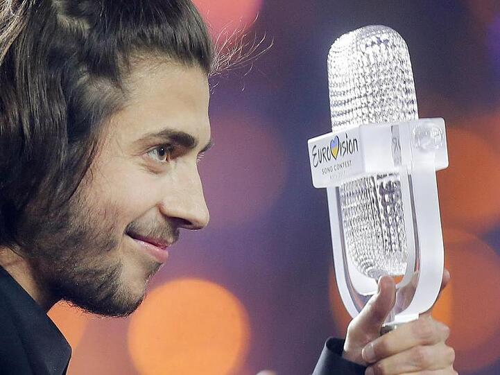 Der Sieger des 62. Eurovision Song Contest (ESC), Salvador Sobral, nach dem Finale 2017.