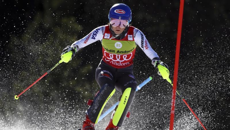 Mikaela Shiffrin gewinnt auch den Slalom in Soldeu. Mikaela Shiffrin gewinnt auch den Slalom in Soldeu.