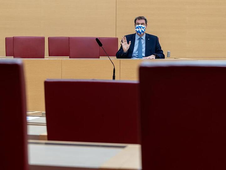 Markus Söder (CSU), Ministerpräsident von Bayern, bei der Sitzung des Landtags. Foto: Peter Kneffel/dpa